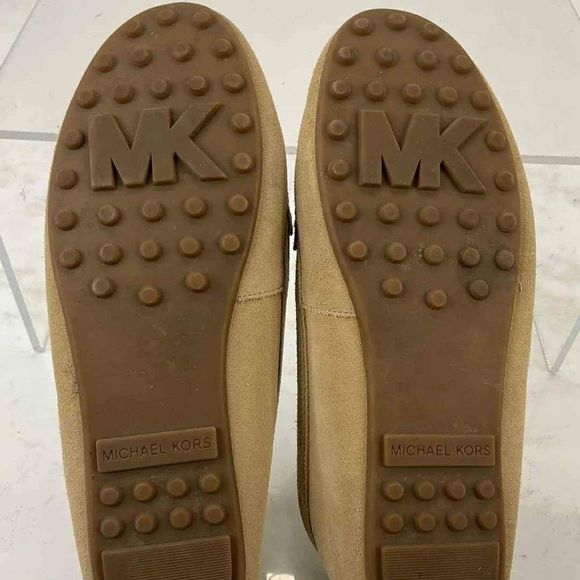 MICHAEL Kors MK Designer Beige Suede Slip-On Loafers Flats Size 8.5 - Picture 6 of 6